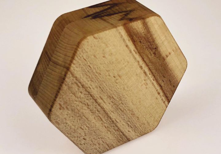 Personalisierte Holzverpackung mit graviertem Logo für Firmenpräsente