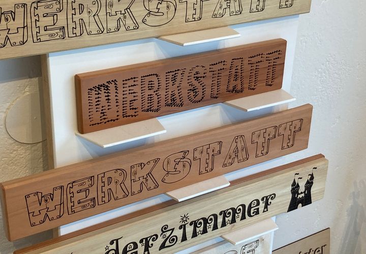 Türschilder für Praxen und Büros